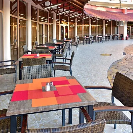 柏林绿色公园酒店 - 全包式 酒店 4*