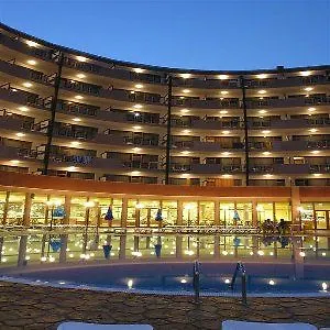 酒店 柏林绿色公园酒店 - 全包式 4*