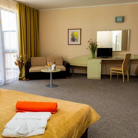 Berlin Park Готель 4*
